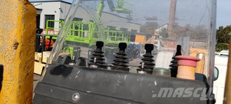 Renault Maxity Multitel MX200 - 20 m المنصات الهوائية المثبتة على شاحنة