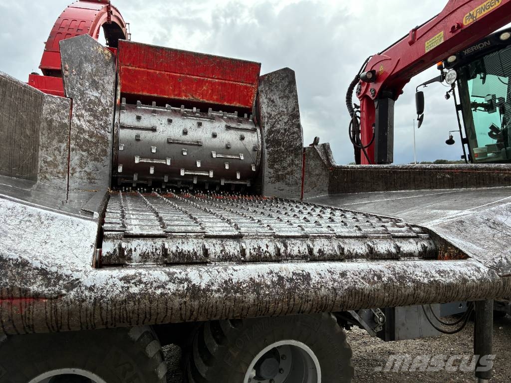 Eschelböck Biber 92 - Claas 5000 Xerion Fa aprítók