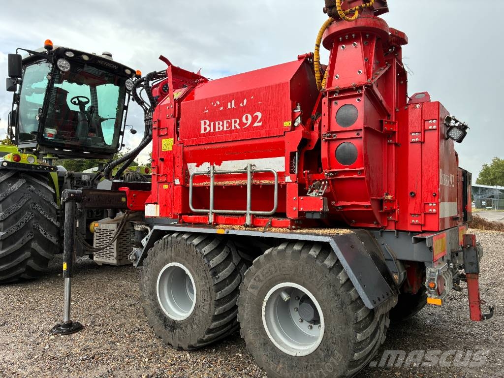Eschelböck Biber 92 - Claas 5000 Xerion Fa aprítók