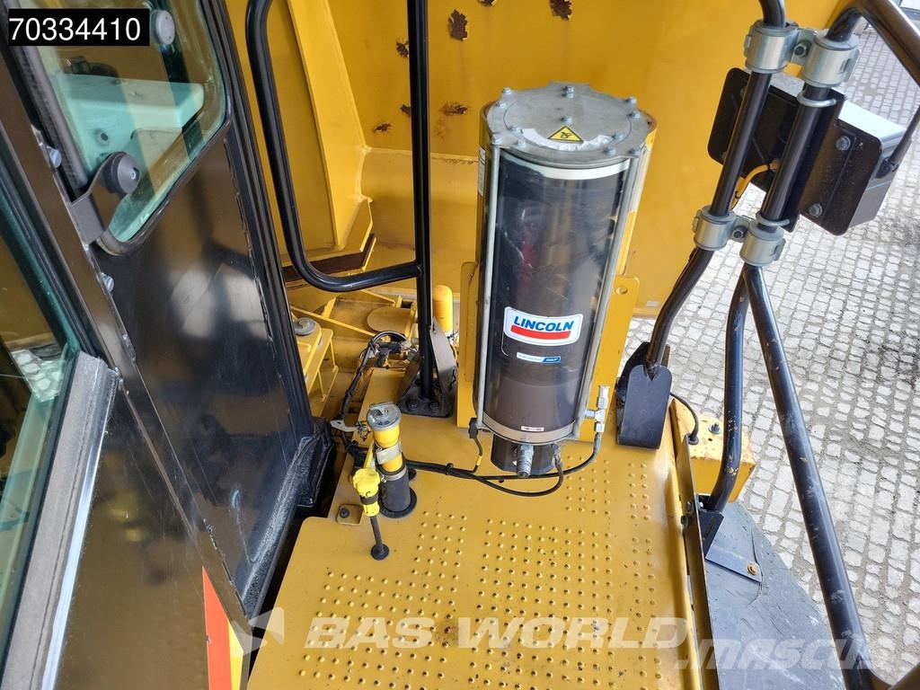 CAT 772 G Άκαμπτα Dumper με ανατρεπόμενο κάδο