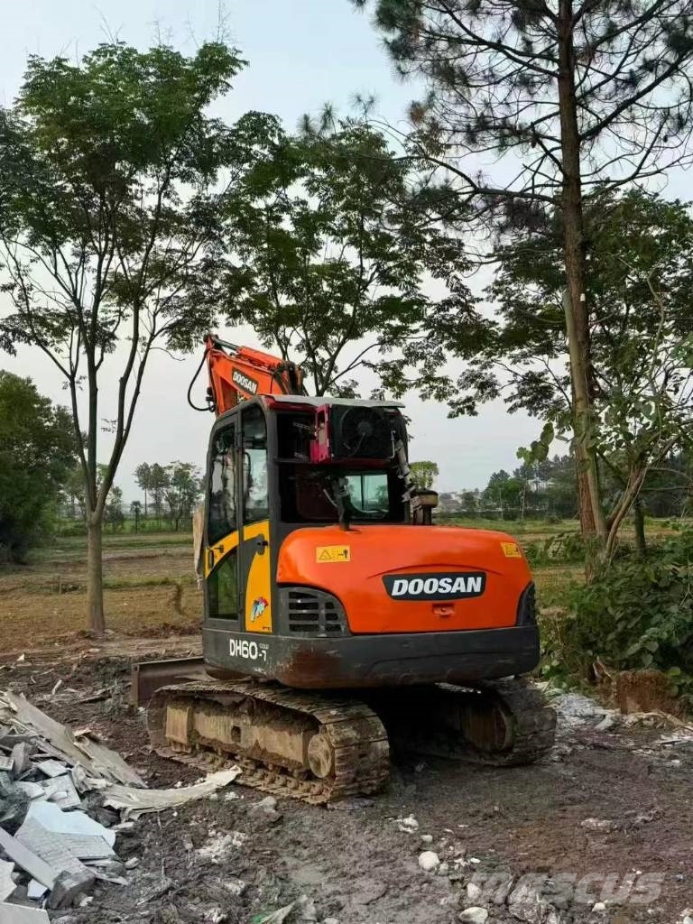 Doosan DH 60 Minigravemaskiner