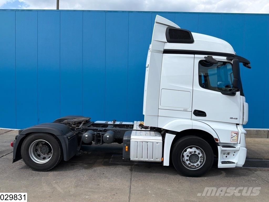 Mercedes-Benz Actros 1845 EURO 6d Vetopöytäautot