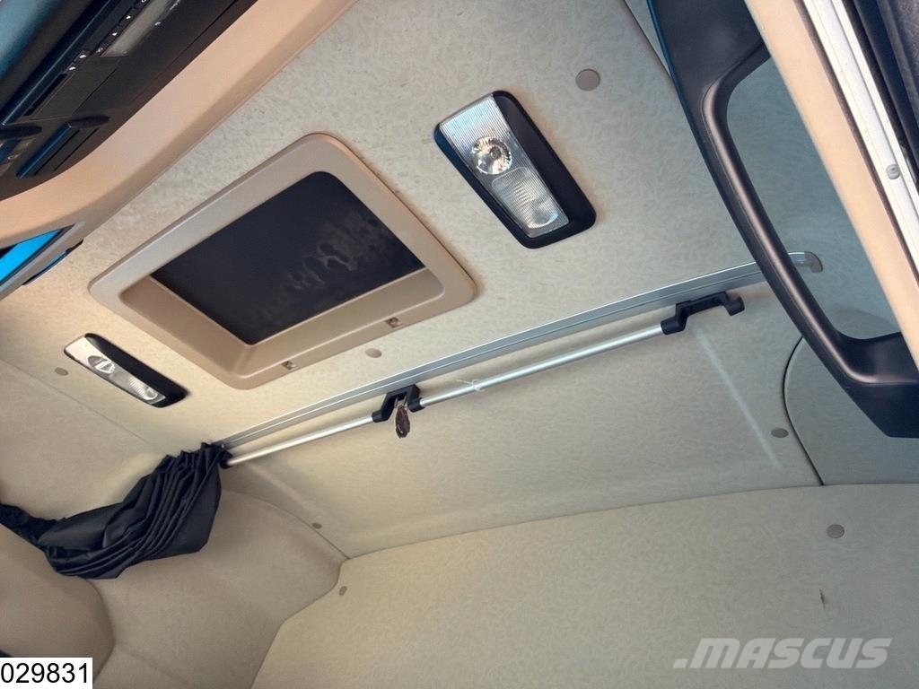 Mercedes-Benz Actros 1845 EURO 6d Vetopöytäautot