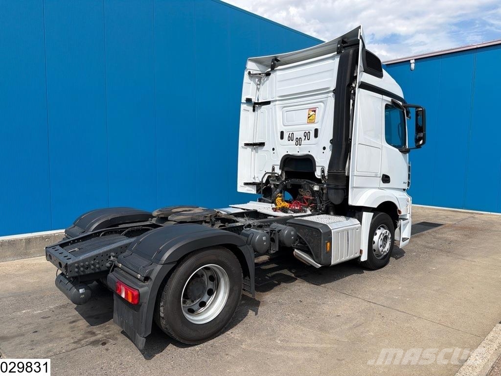 Mercedes-Benz Actros 1845 EURO 6d Vetopöytäautot