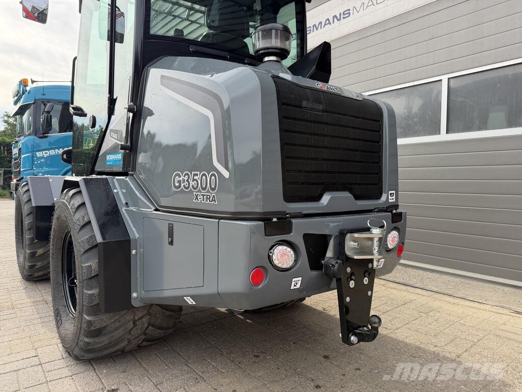 GiANT G3500 X-TRA shovel 2026 87 uur (giekvering AIRCO t Gumikerekes homlokrakodók