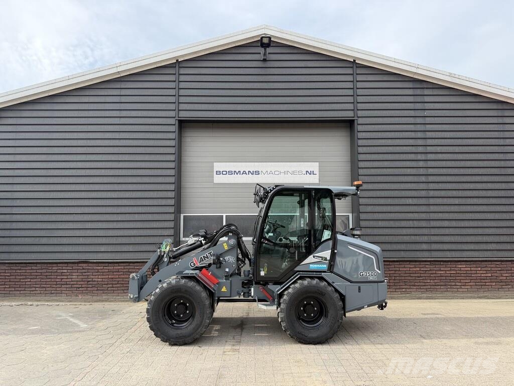 GiANT G3500 X-TRA shovel 2026 87 uur (giekvering AIRCO t Gumikerekes homlokrakodók