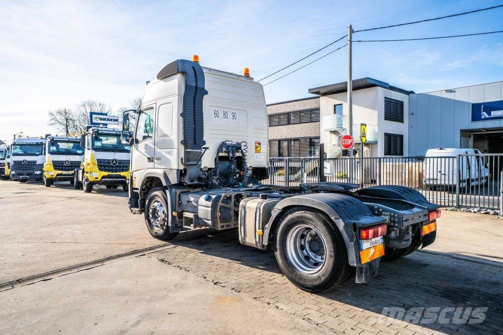 Volvo FMX 460 GLOB + HYDR Trekkers
