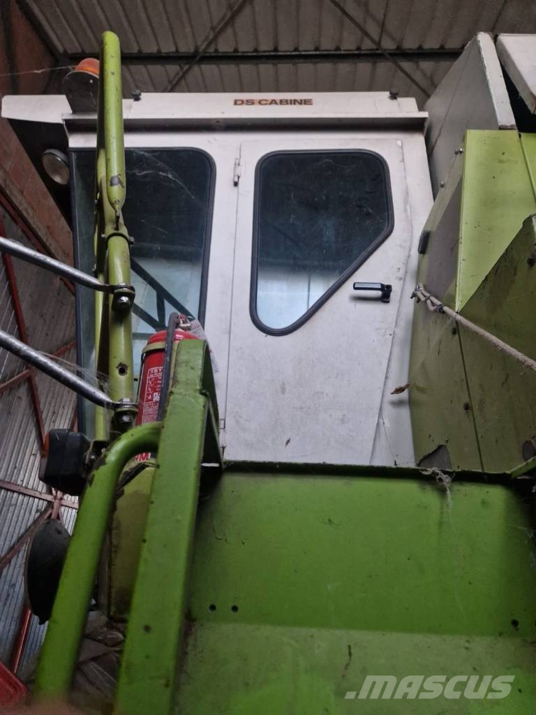 CLAAS Dominator 76 Combine harvesters