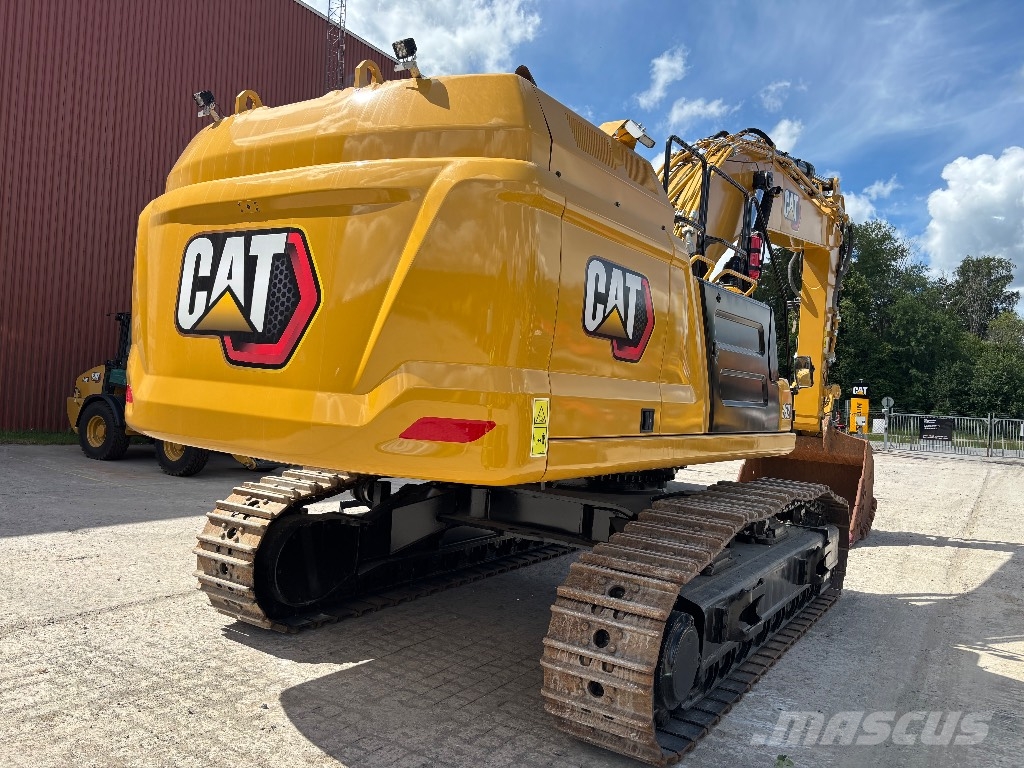 CAT 352 حفارات زحافة
