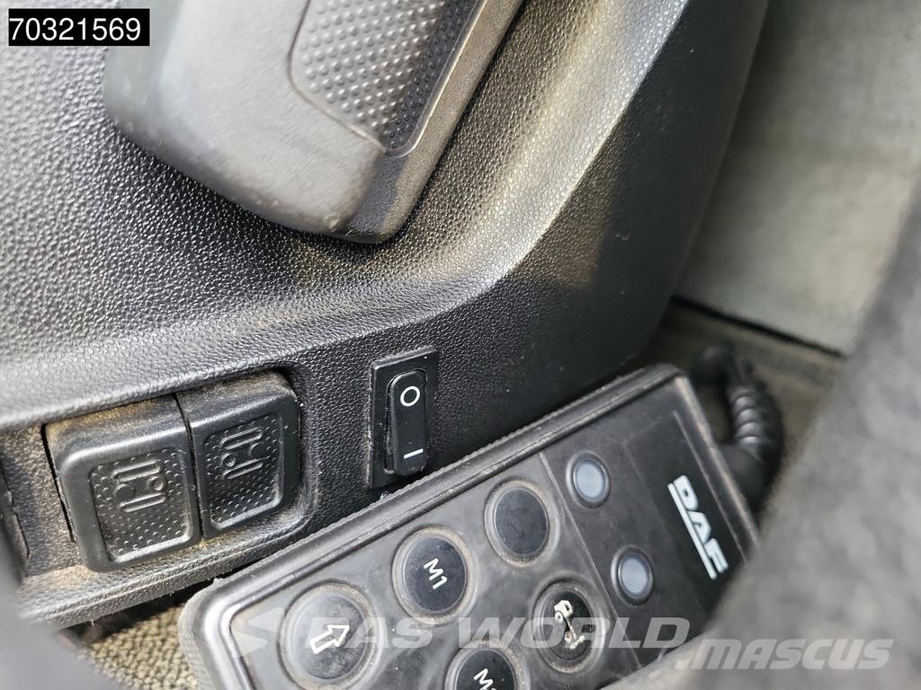 DAF LF 210 LF 4X2 14t NL-Truck APK 1500kg Tailgate Aut Camión con caja abierta