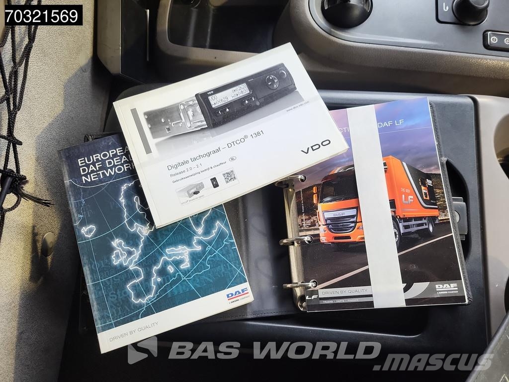 DAF LF 210 LF 4X2 14t NL-Truck APK 1500kg Tailgate Aut Camión con caja abierta