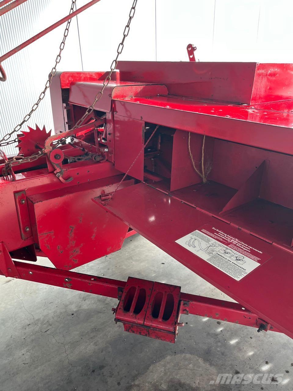 Case IH IHC 440 Square balers