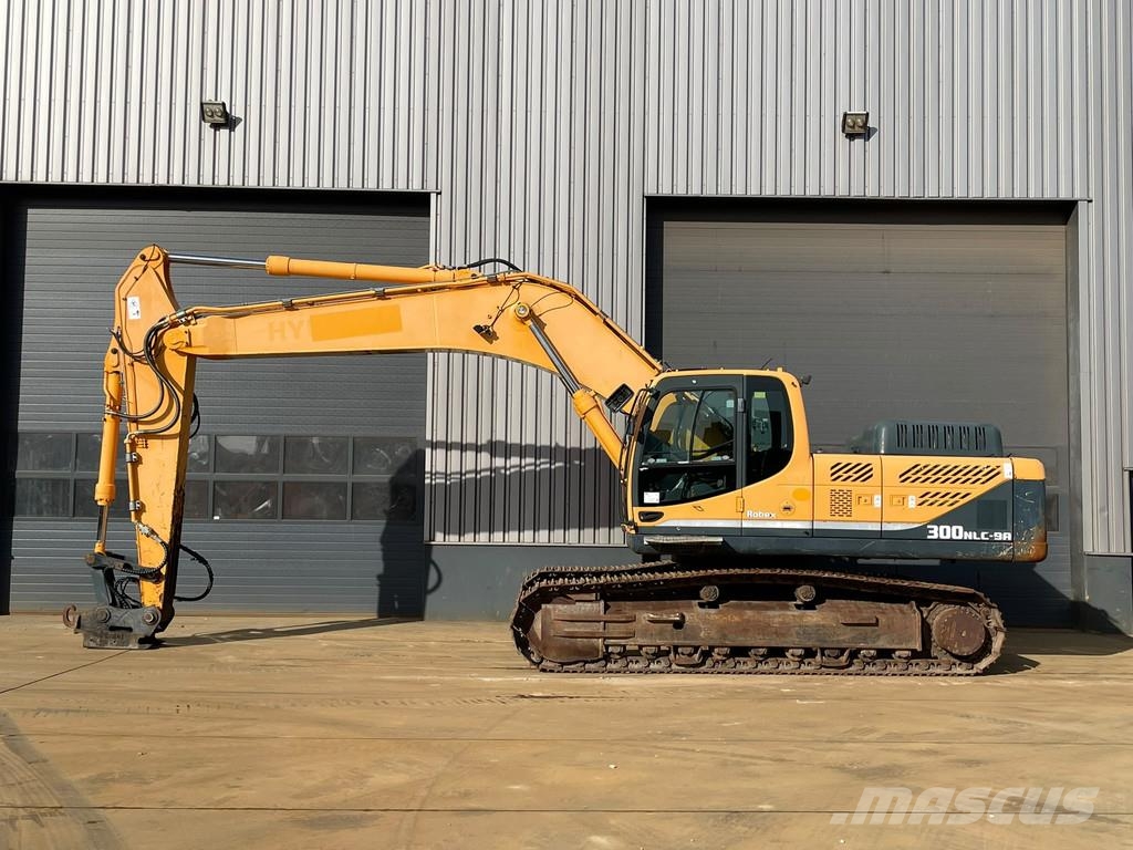 Hyundai Robex 300NLC-9A Гусеничні екскаватори