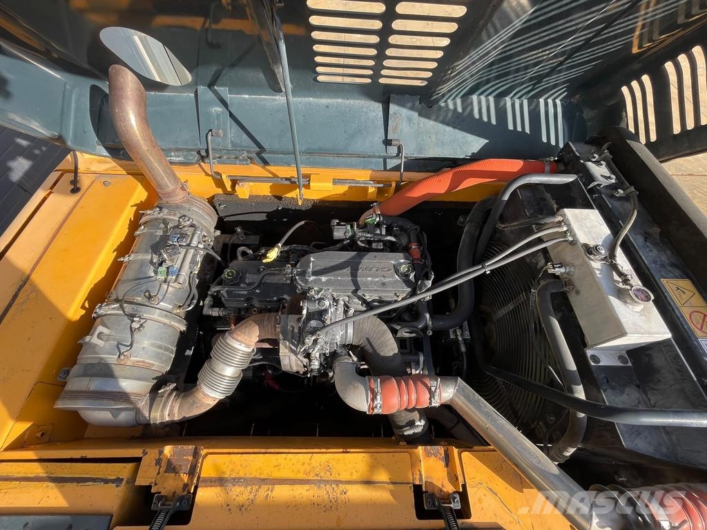 Hyundai Robex 300NLC-9A Гусеничні екскаватори