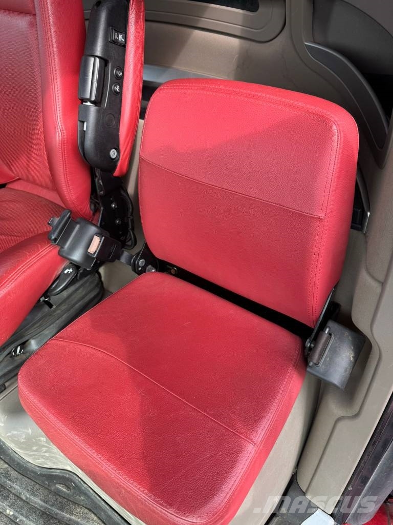 Case IH Axial Flow 7250 Комбайни