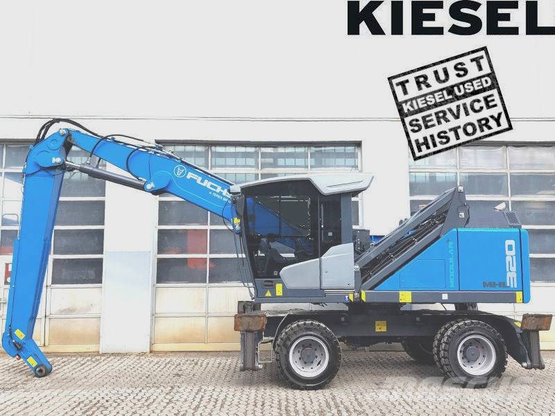 Fuchs MHL 320 F Waste / industry handlers