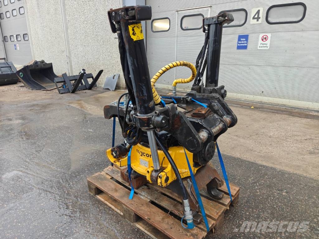 Engcon EC233 NTP10/NTP10 Kauhanpyörittäjät