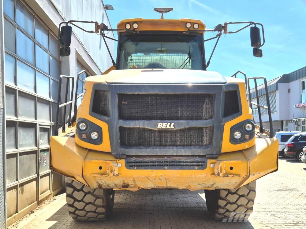 Bell B 45 E Dumper - Knickgelenk