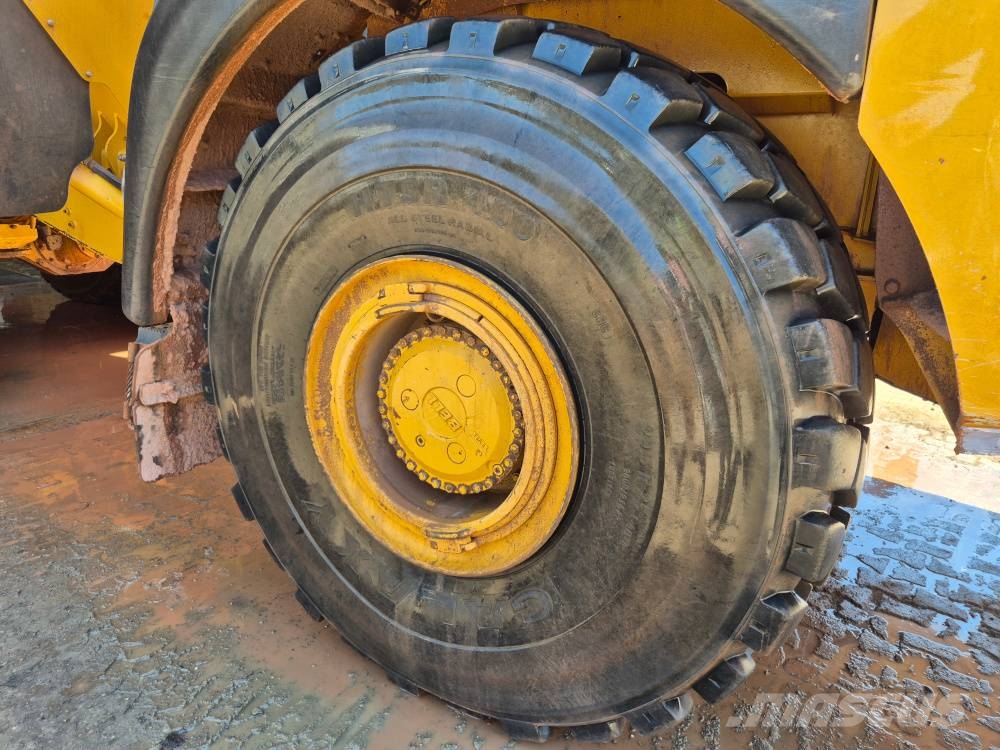 Bell B 45 E Dumper - Knickgelenk