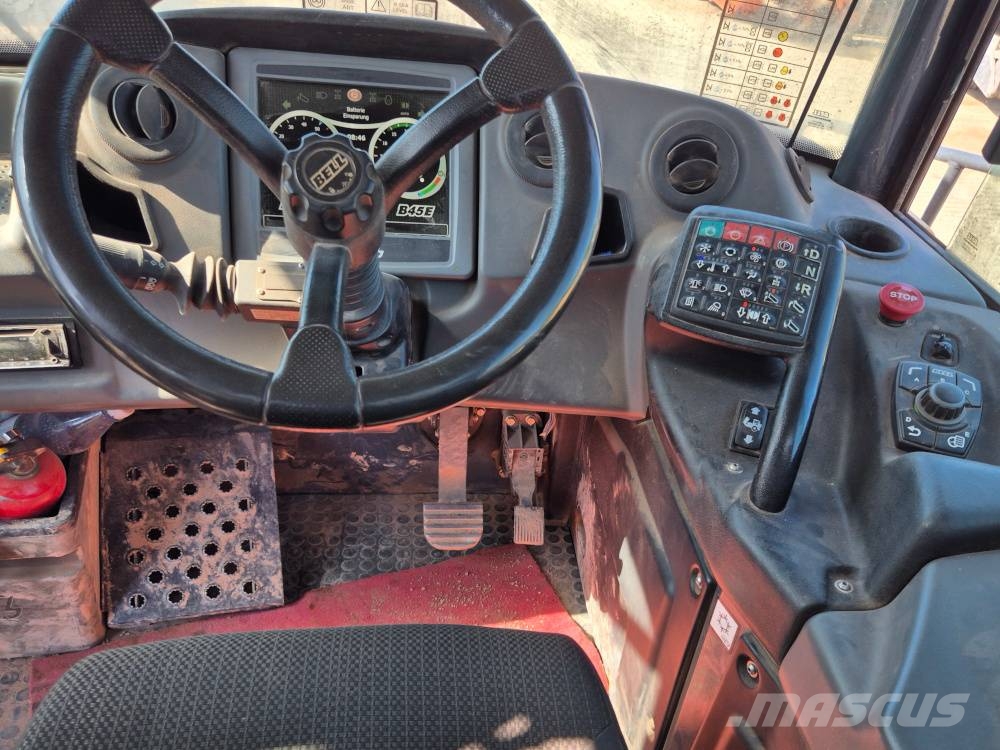 Bell B 45 E Dumper - Knickgelenk