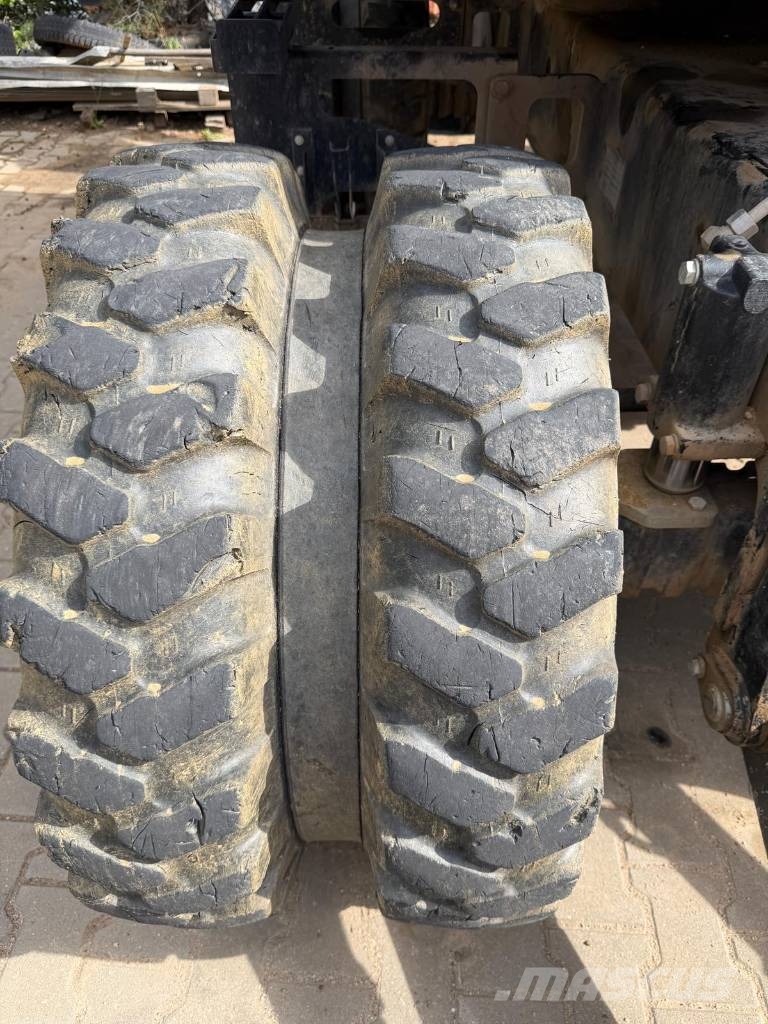 Terex Schaeff TW110 Ekskavatori uz riteņiem