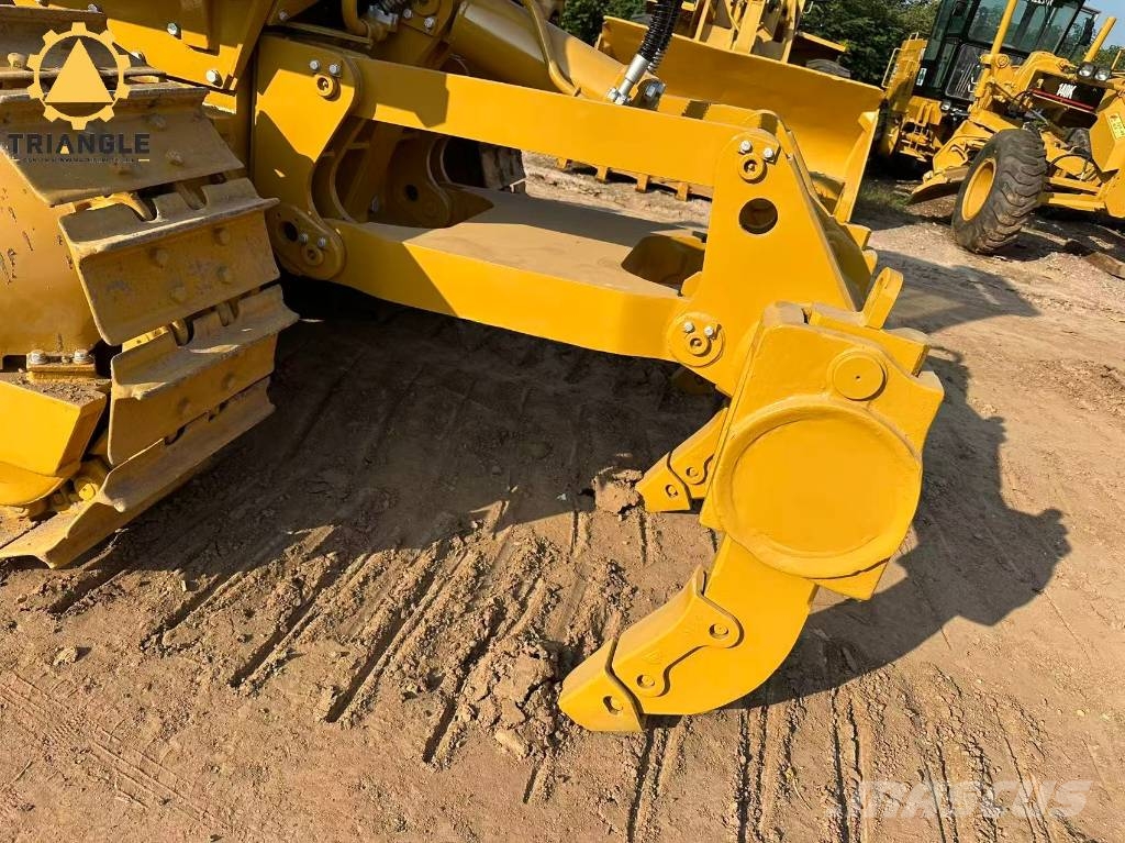 CAT D 6 G Kāpurķēžu buldozeri