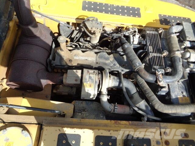 Komatsu PC210 LC-8 Escavatori cingolati