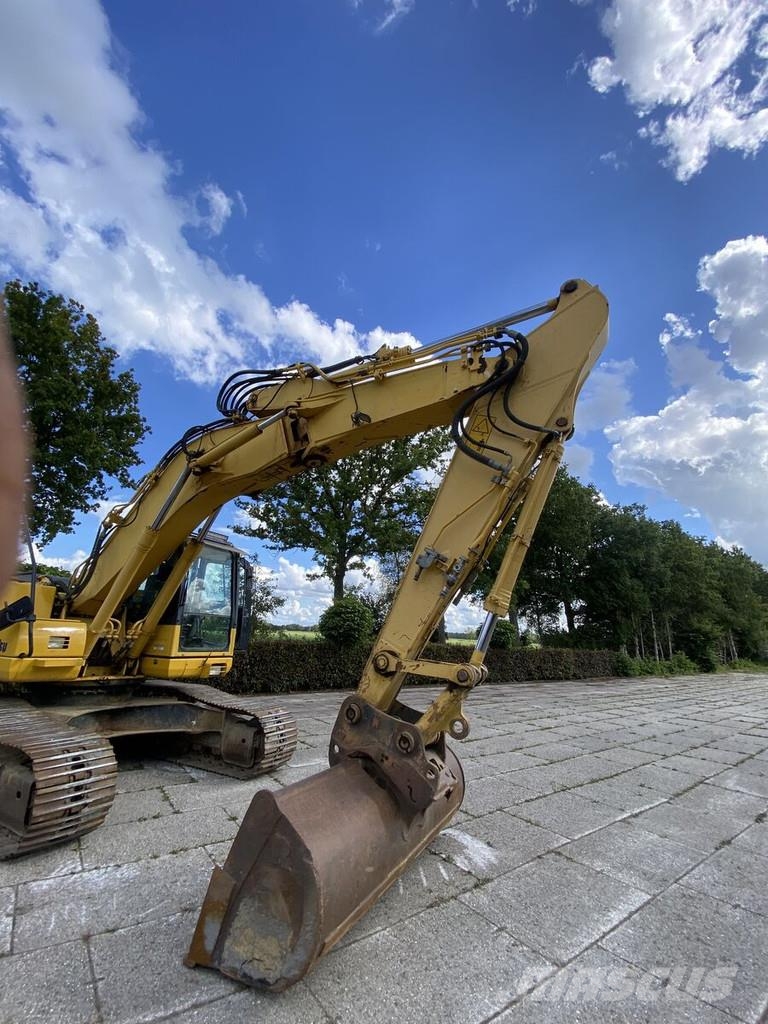 Komatsu PC210 LC-8 Escavatori cingolati