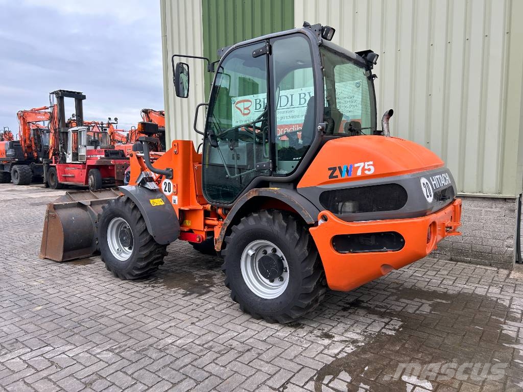 Hitachi ZW 75 Rataslaadurid