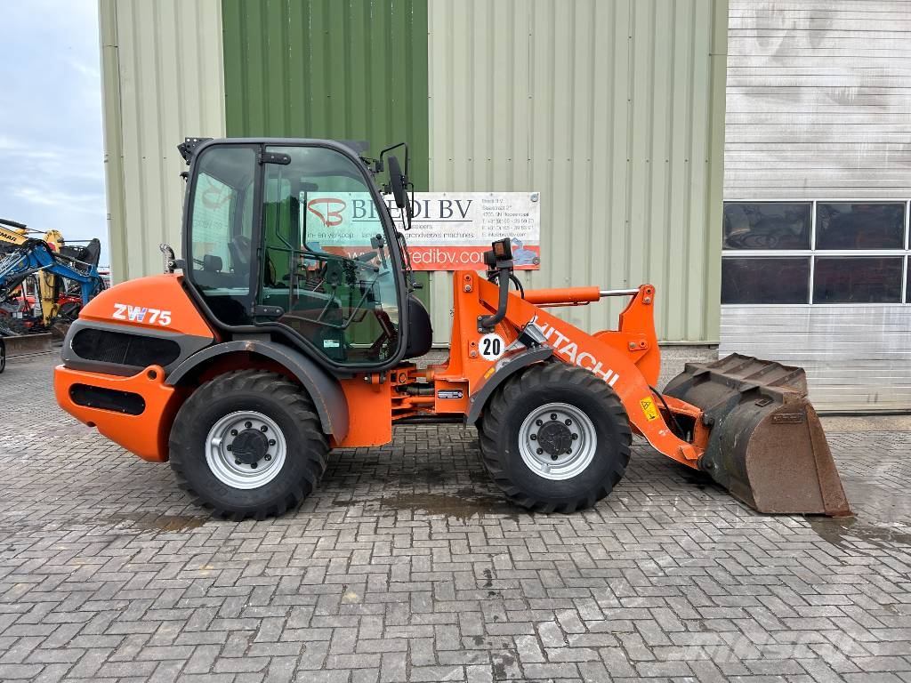 Hitachi ZW 75 Rataslaadurid