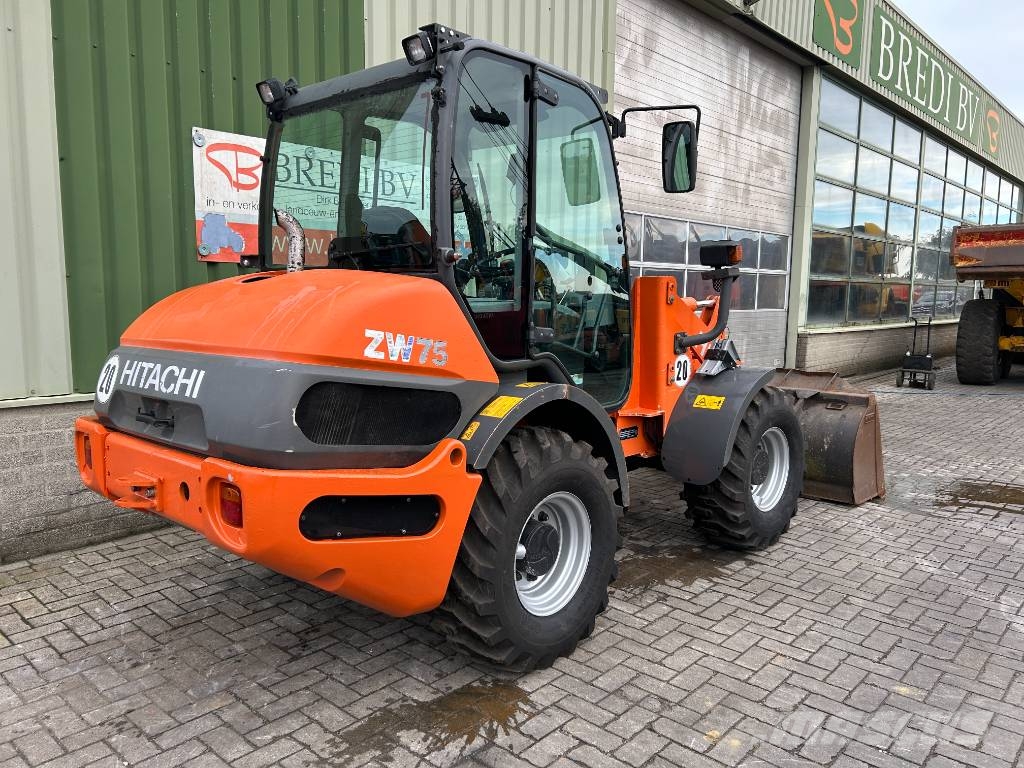 Hitachi ZW 75 Rataslaadurid