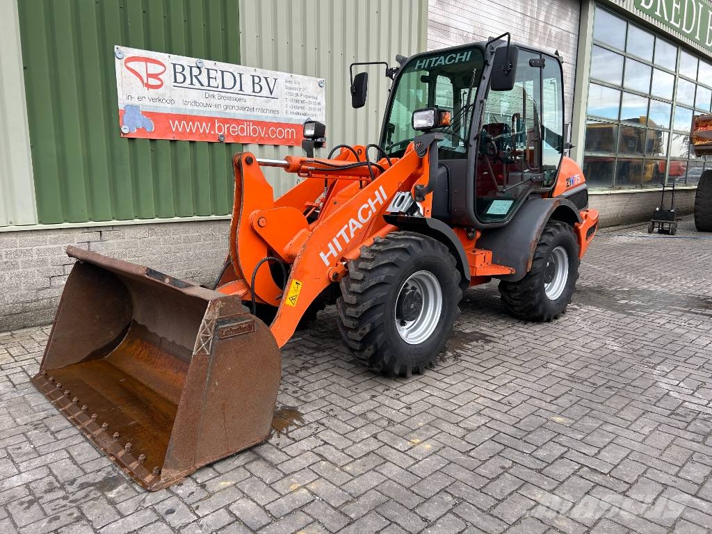Hitachi ZW 75 Rataslaadurid