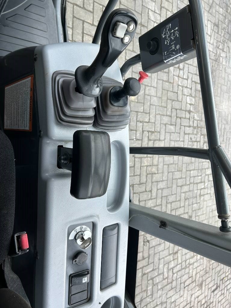 Hitachi ZW 75 Rataslaadurid