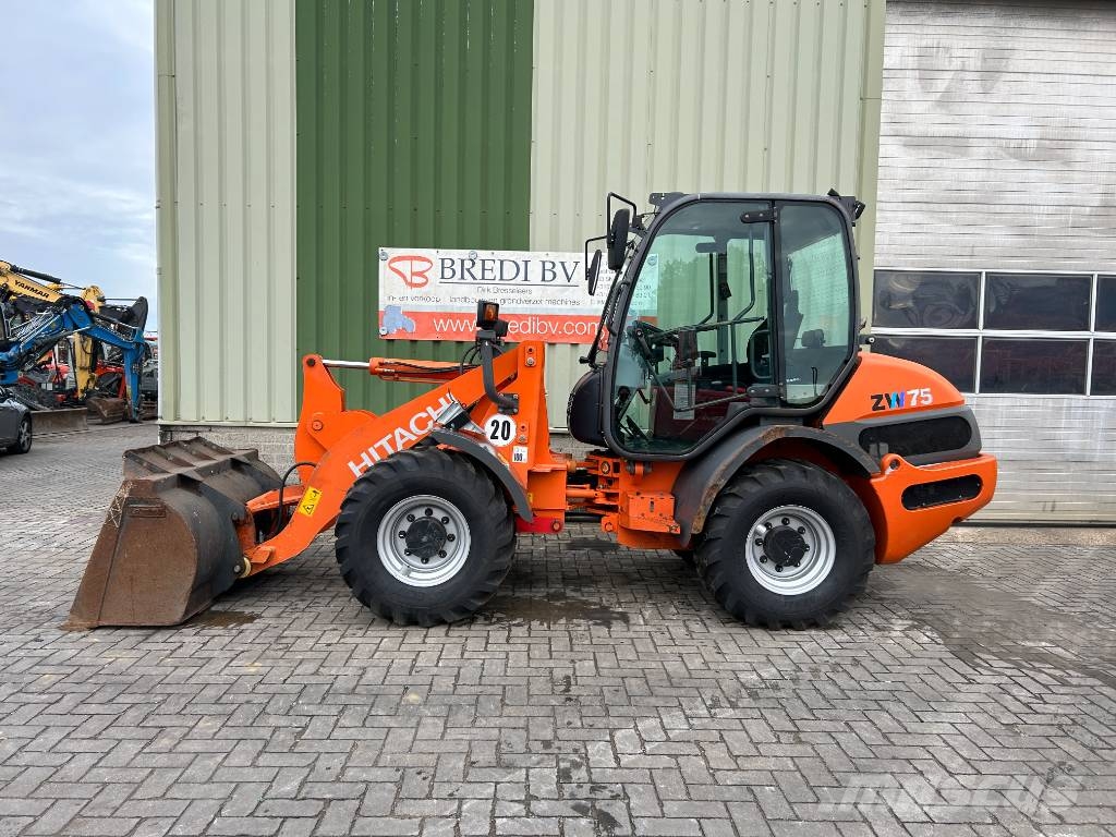 Hitachi ZW 75 Rataslaadurid