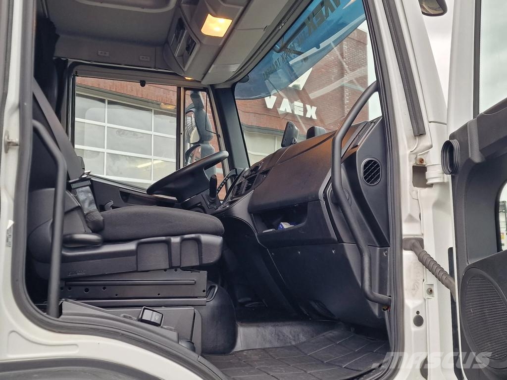 Iveco Eurocargo 160.280 4x2 - Box with sidedoors - Loadl Furgons