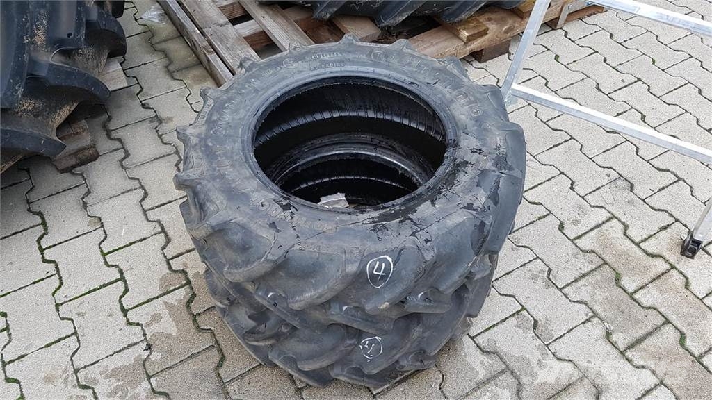 Continental 240/70R16 x2 Ελαστικά και ζάντες