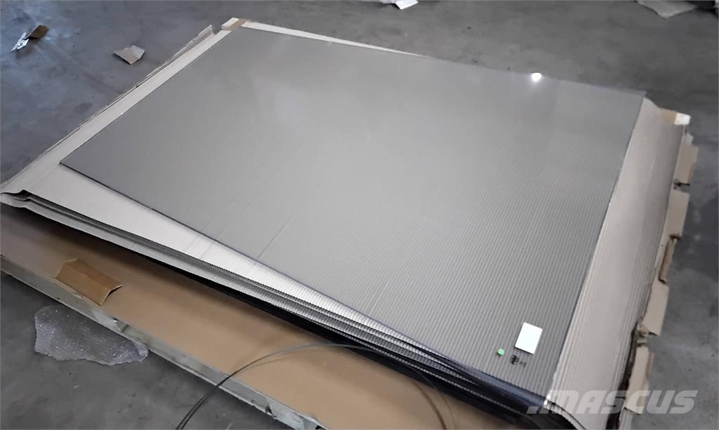 Gremo Ersätter Gremo bakruta 950f,1350, 050. Klar 12 mm Cabine