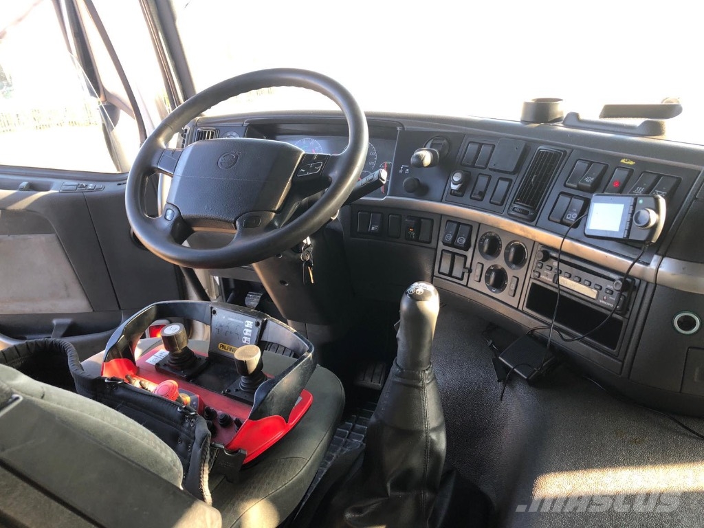 Volvo FM 12 Platformas/izkraušana no sāniem