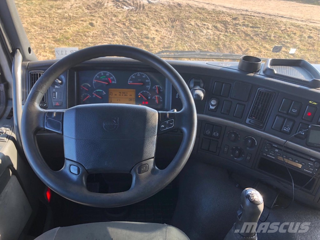 Volvo FM 12 Platformas/izkraušana no sāniem