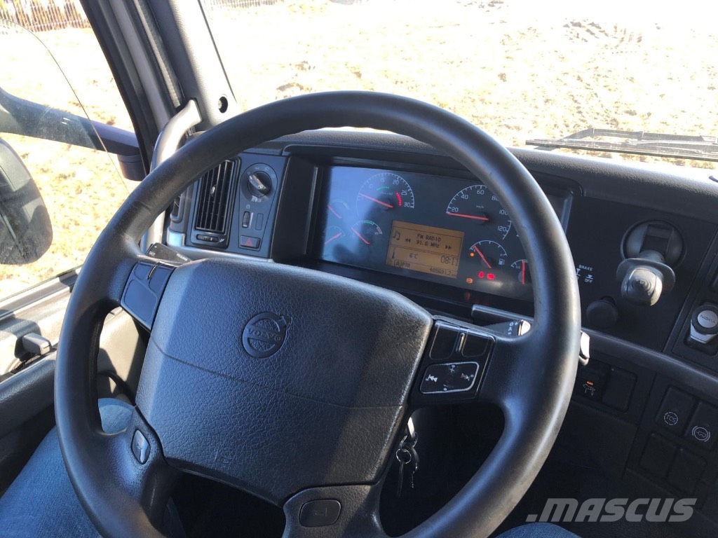Volvo FM 12 Platformas/izkraušana no sāniem