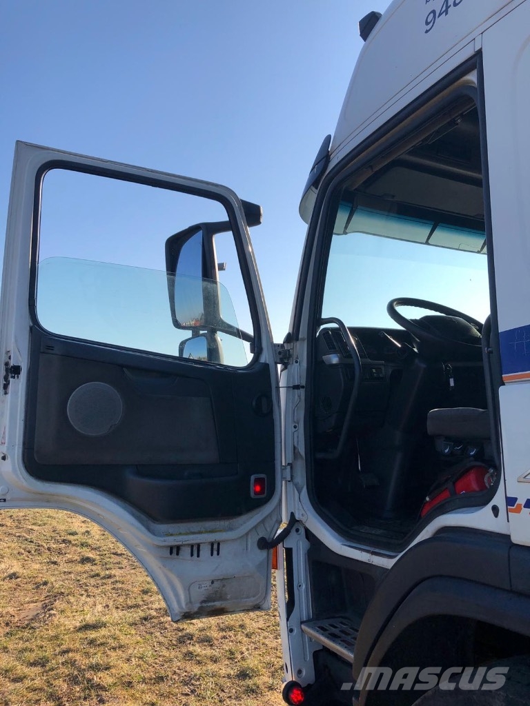 Volvo FM 12 Platformas/izkraušana no sāniem