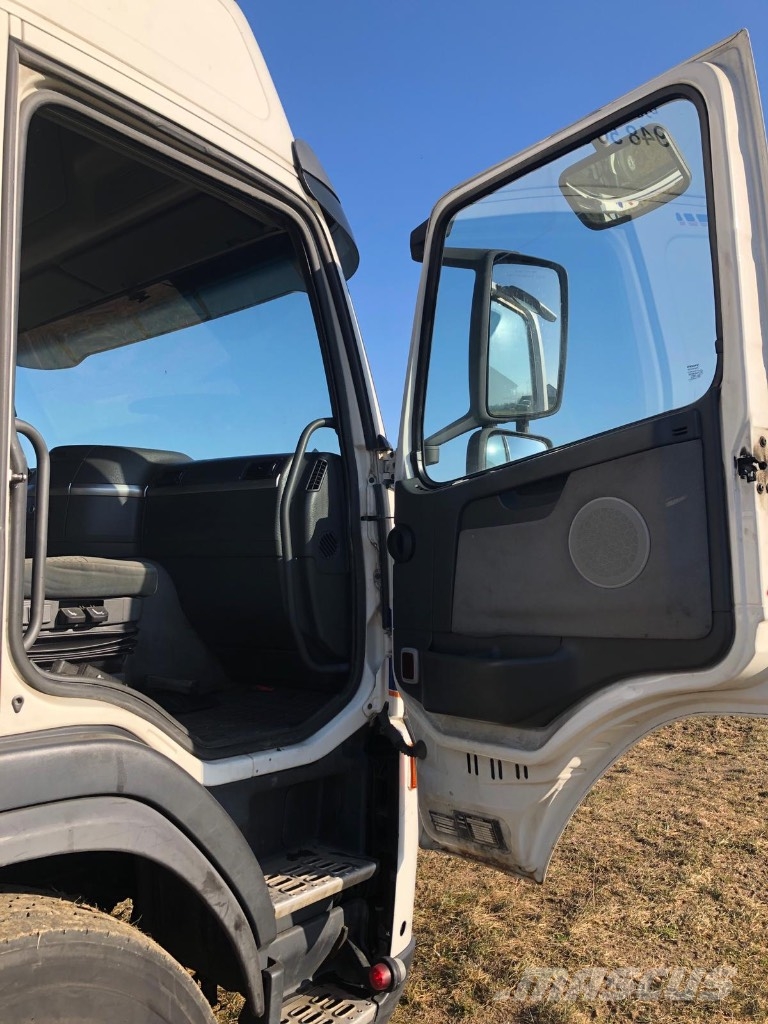 Volvo FM 12 Platformas/izkraušana no sāniem