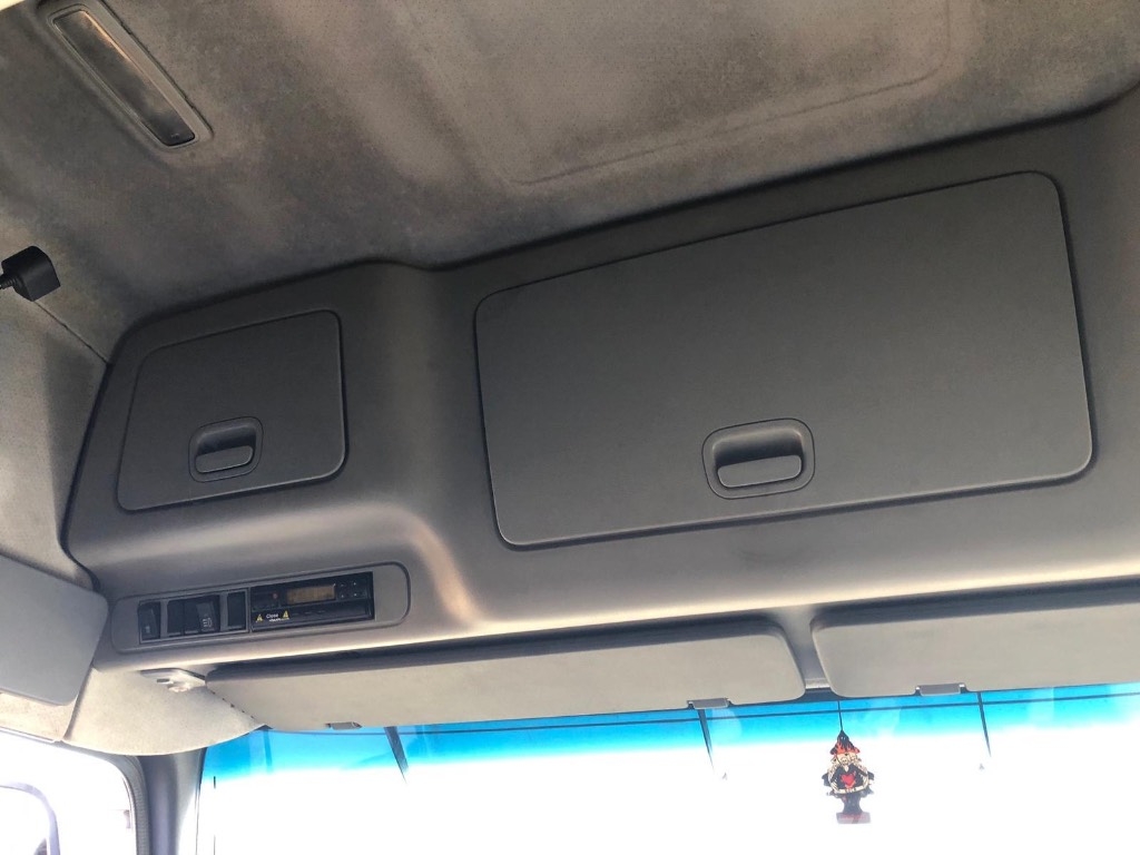 Volvo FM 12 Platformas/izkraušana no sāniem