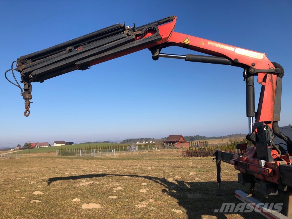Volvo FM 12 Platformas/izkraušana no sāniem