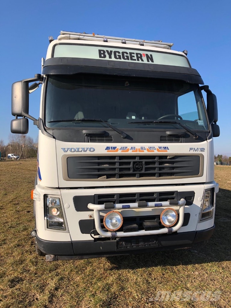 Volvo FM 12 Platformas/izkraušana no sāniem