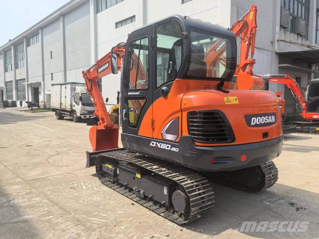 Doosan DX 60-9 C Mini ekskavatori < 7 t