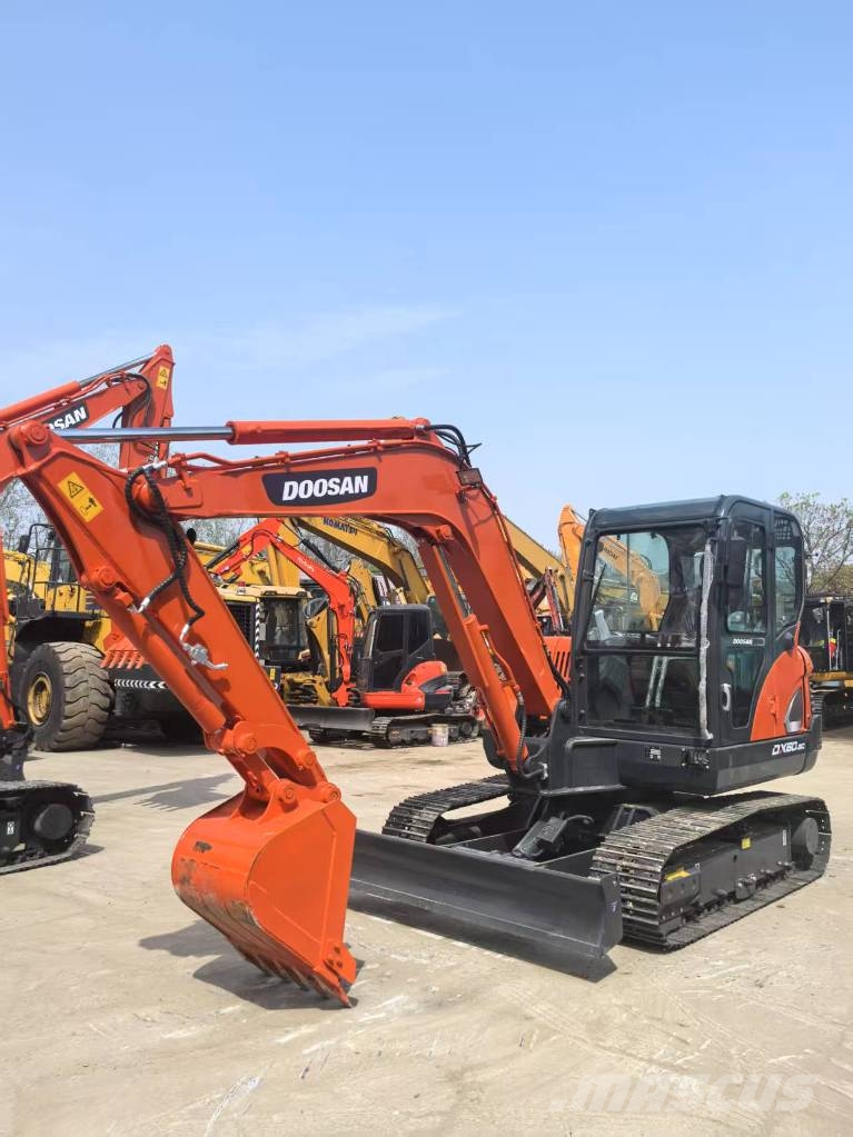 Doosan DX 60-9 C Mini ekskavatori < 7 t