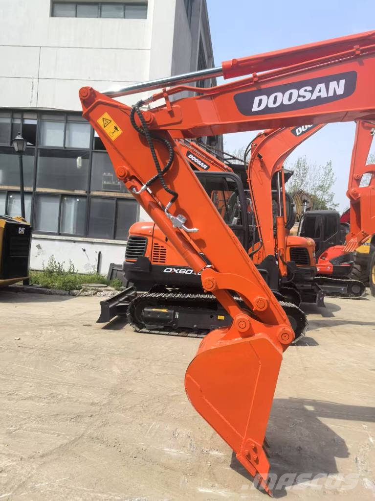 Doosan DX 60-9 C Mini ekskavatori < 7 t