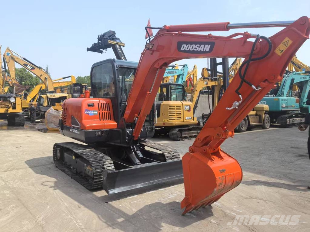 Doosan DX 60-9 C Mini ekskavatori < 7 t