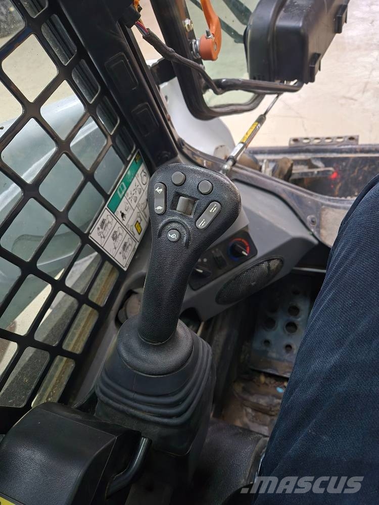Bobcat S 530 Carregadoras de direcção deslizante